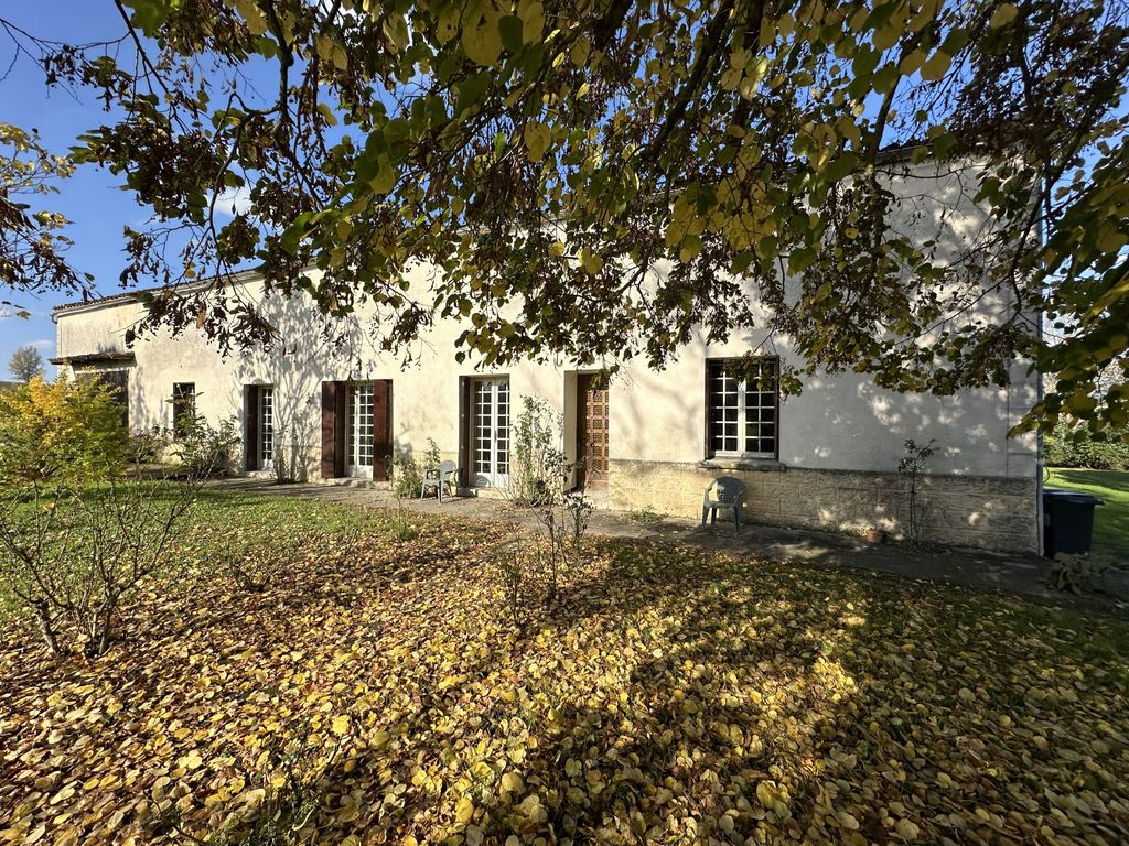 Achat maison à vendre 5 chambres 152 m² - Cambes