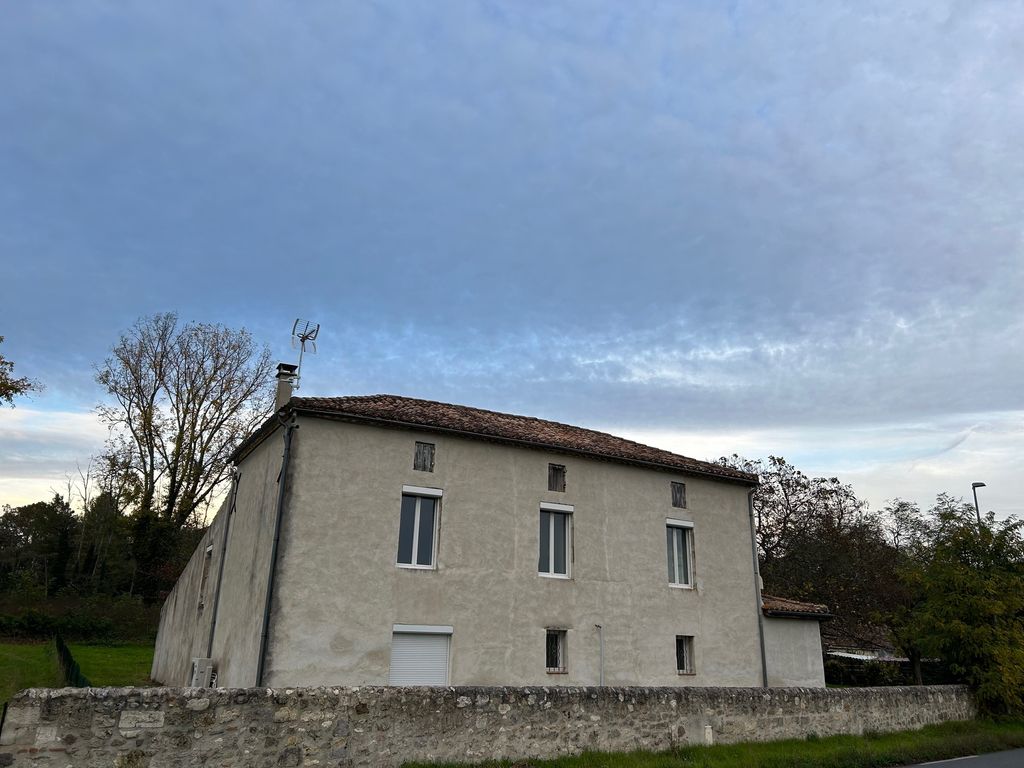 Achat maison à vendre 3 chambres 140 m² - Barbaste