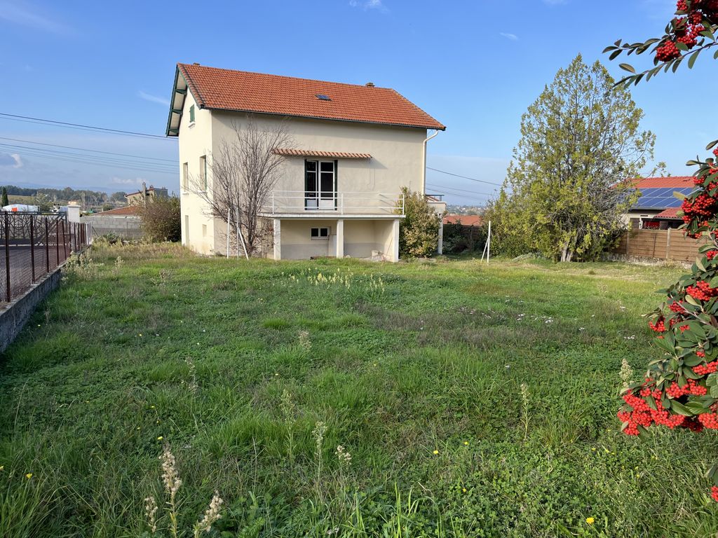 Achat maison à vendre 3 chambres 92 m² - Saint-Romain-le-Puy