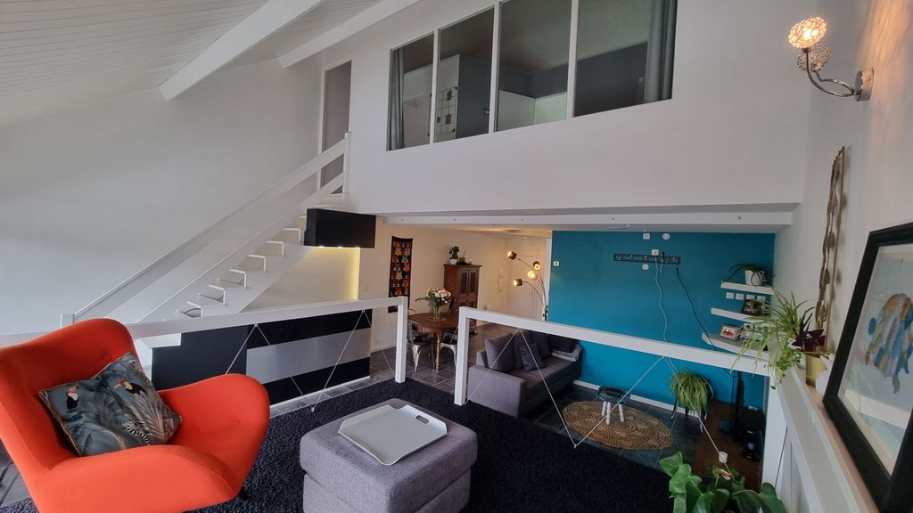 Achat loft à vendre 4 pièces 88 m² - Sautron