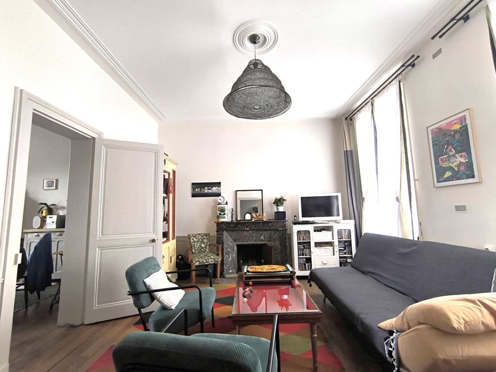 Achat maison à vendre 5 chambres 180 m² - Angoulême