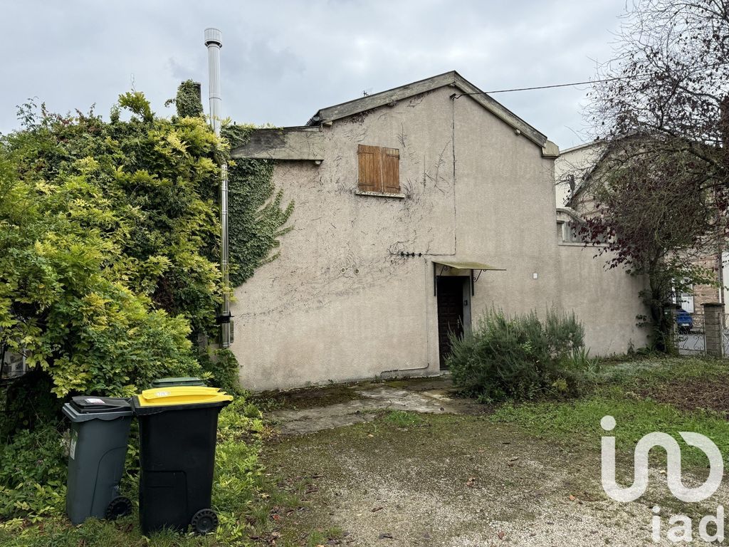 Achat maison à vendre 3 chambres 120 m² - Châlons-en-Champagne