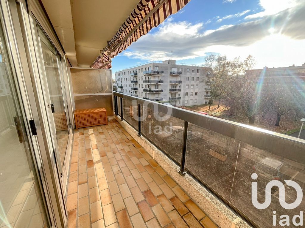 Achat appartement à vendre 3 pièces 64 m² - Évry