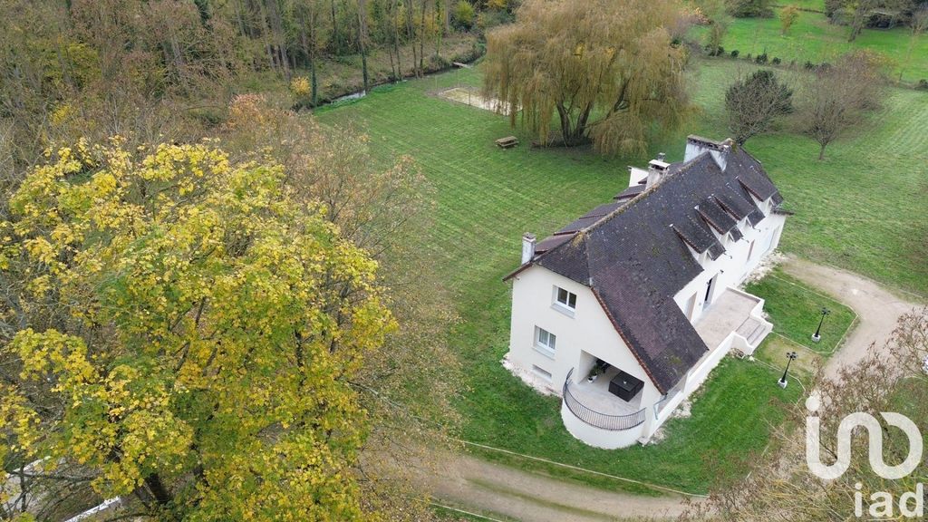 Achat maison à vendre 5 chambres 195 m² - La Chapelle-sur-Oreuse