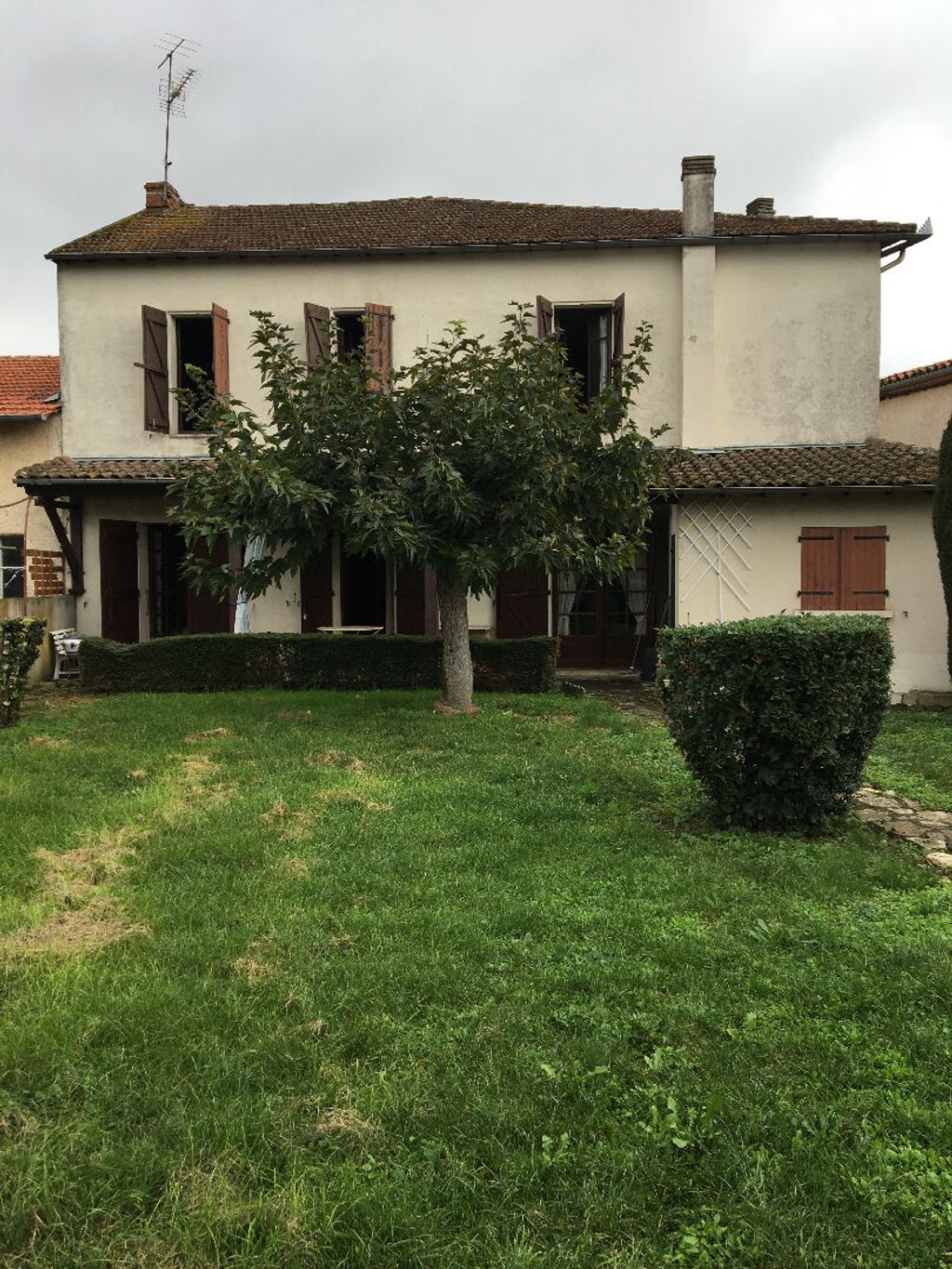 Achat maison à vendre 4 chambres 162 m² - Castelsarrasin