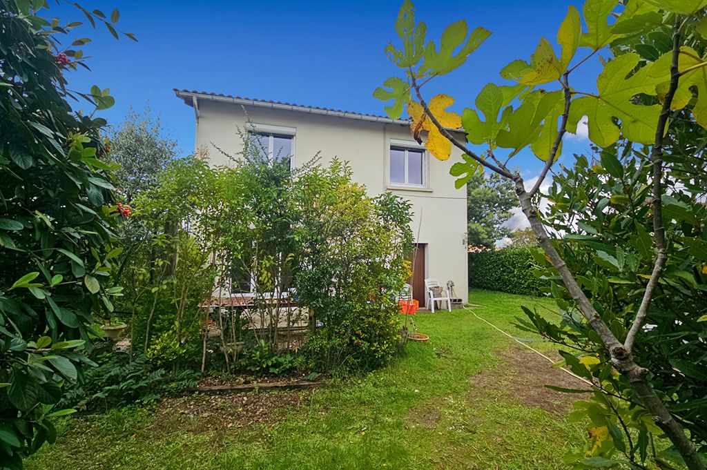 Achat maison à vendre 4 chambres 80 m² - Villenave-d'Ornon