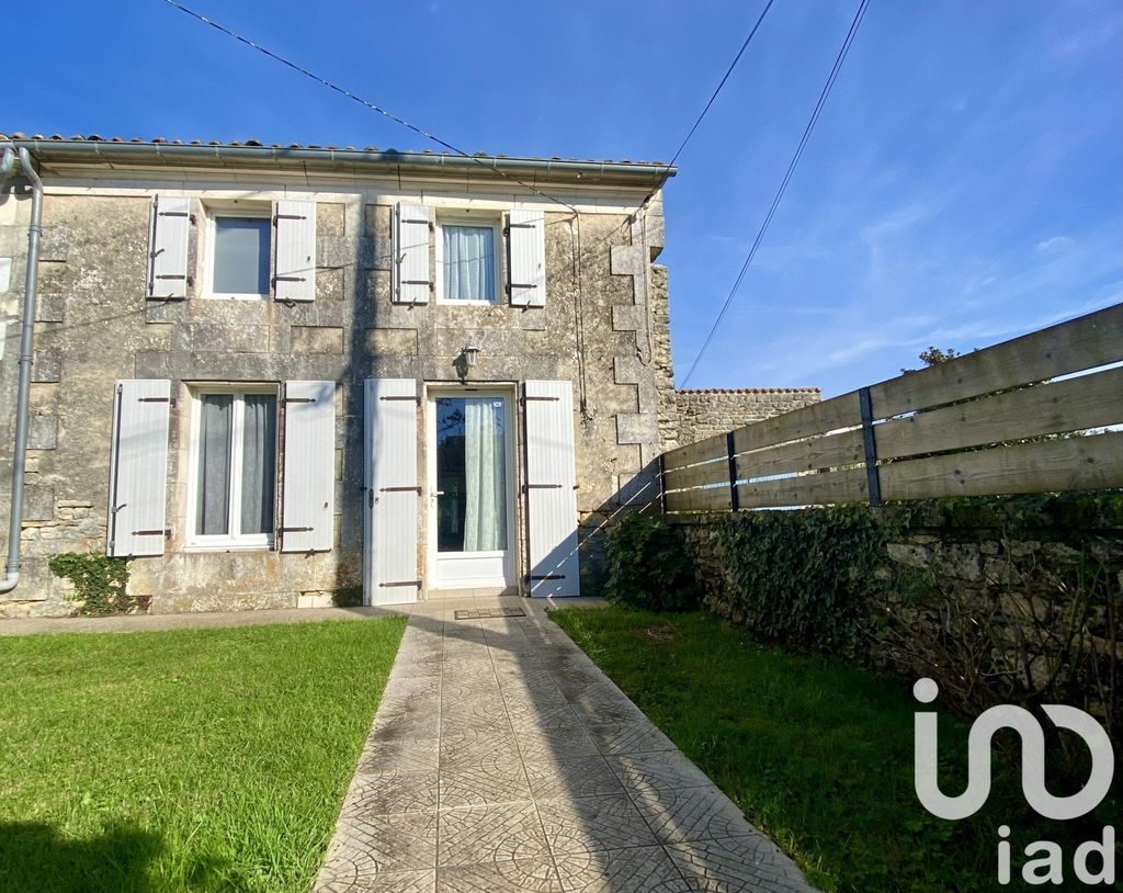 Achat maison à vendre 4 chambres 120 m² - Saint-Savinien