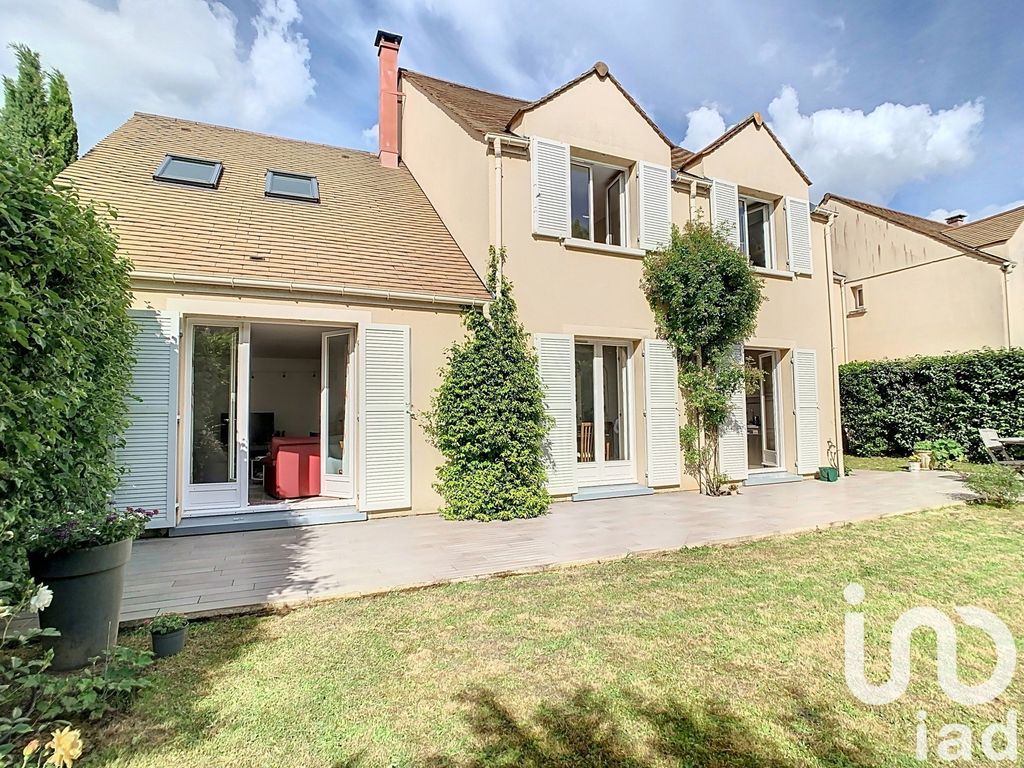 Achat maison à vendre 6 chambres 177 m² - Soisy-sur-Seine