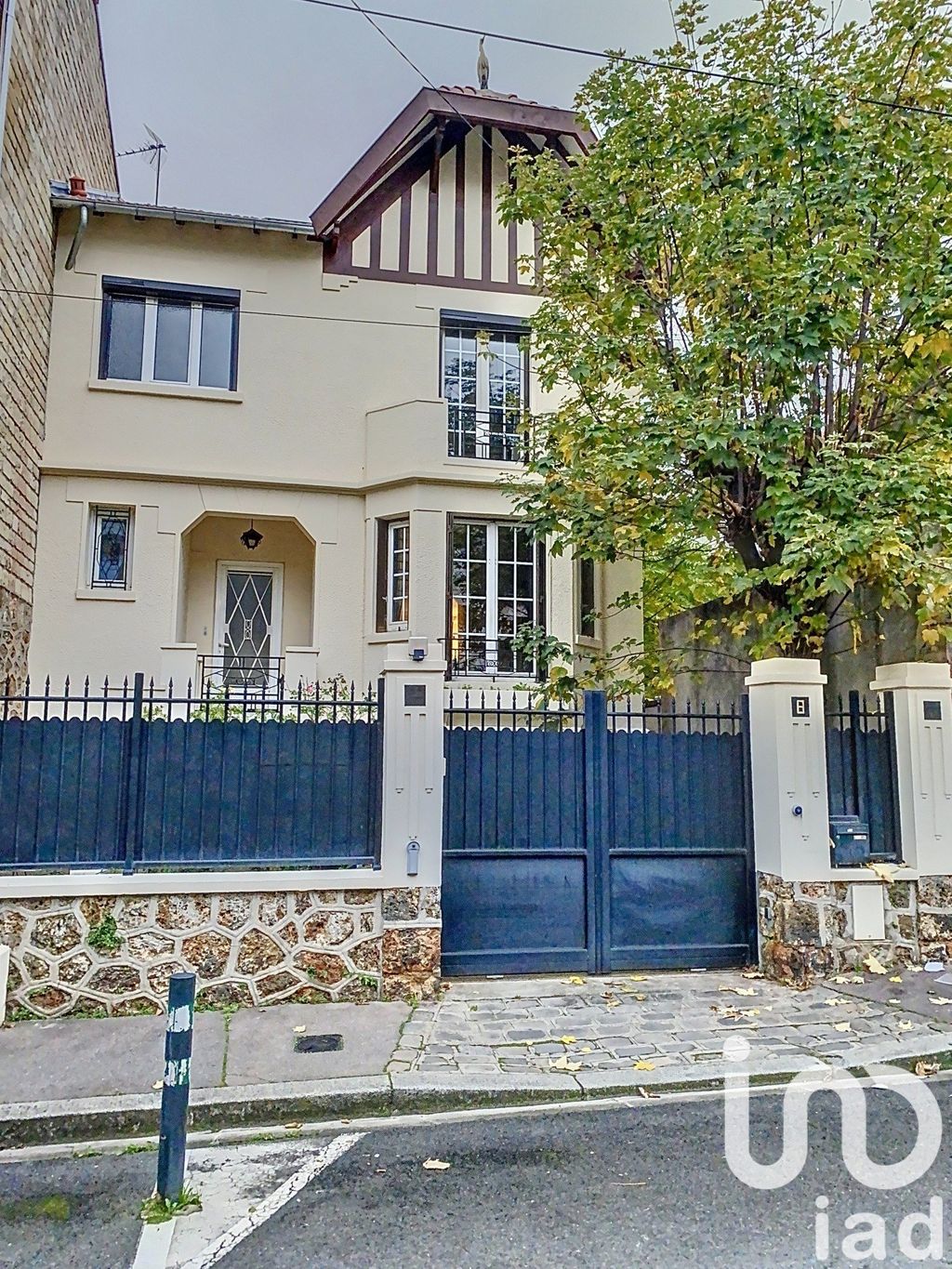 Achat maison à vendre 4 chambres 146 m² - Colombes