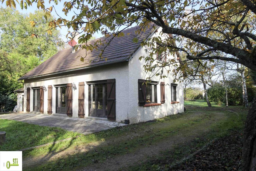 Achat maison à vendre 4 chambres 135 m² - Aillant-sur-Milleron