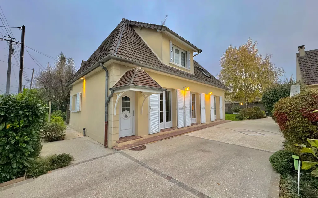 Achat maison à vendre 4 chambres 136 m² - Ozoir-la-Ferrière