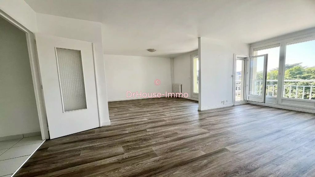 Achat appartement à vendre 4 pièces 77 m² - Saint-Étienne