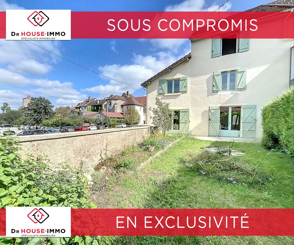 Achat maison à vendre 5 chambres 156 m² - Clairvaux-les-Lacs