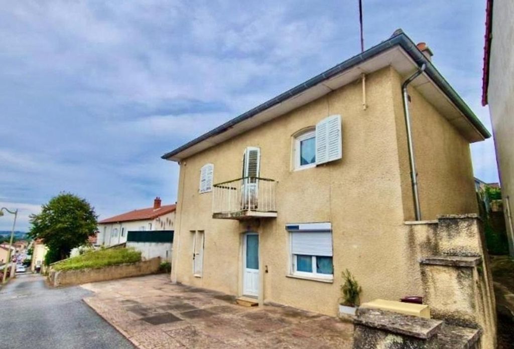 Achat maison à vendre 2 chambres 124 m² - Pouilly-sous-Charlieu