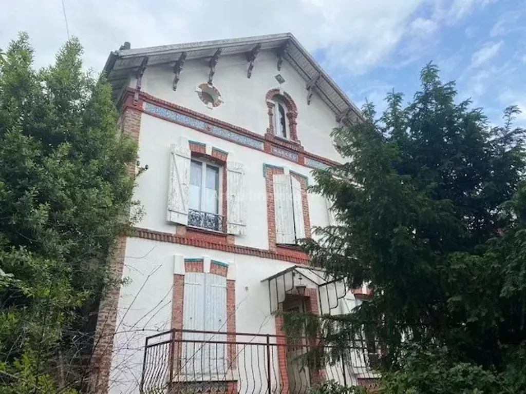 Achat appartement à vendre 8 pièces 212 m² - Chelles