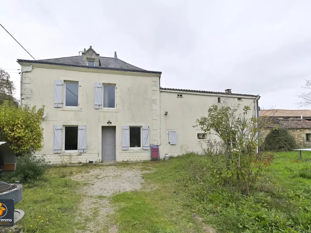 Achat maison à vendre 3 chambres 145 m² - Coulonges-sur-l'Autize