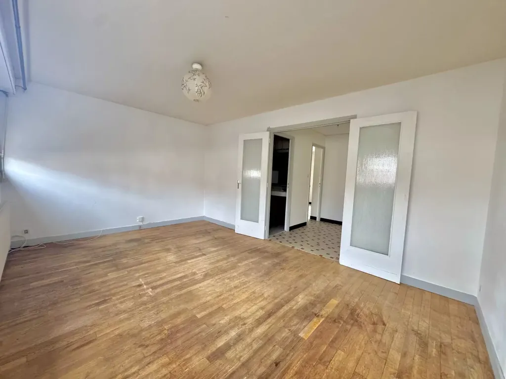 Achat appartement à vendre 4 pièces 71 m² - Clermont-Ferrand