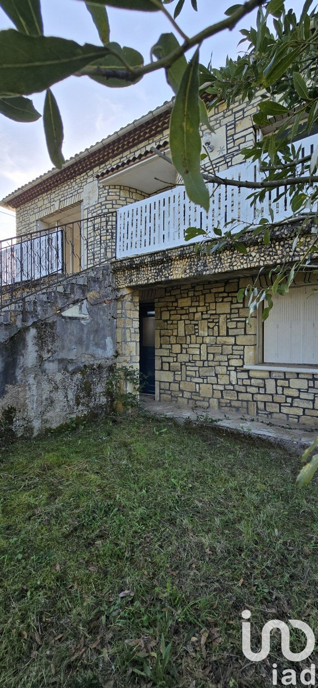 Achat maison à vendre 5 chambres 143 m² - Puy-l'Évêque