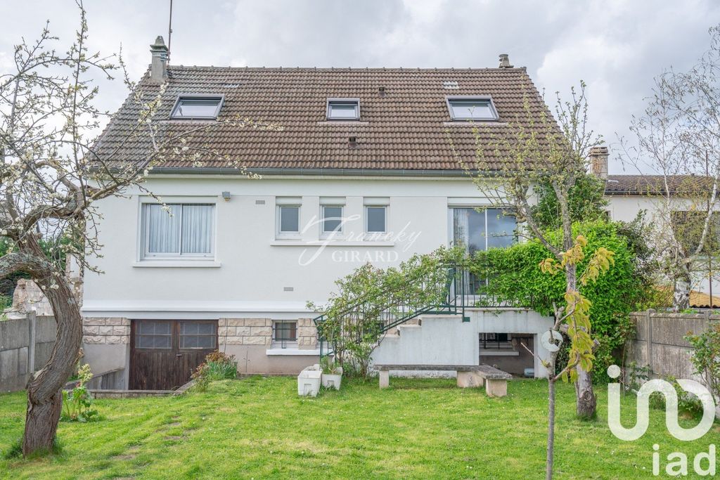 Achat maison à vendre 5 chambres 140 m² - Arnouville