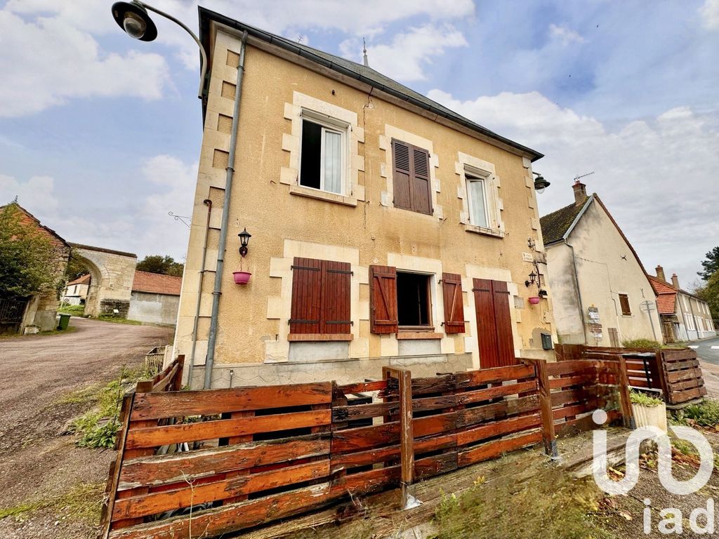 Achat maison à vendre 4 chambres 163 m² - Saint-Vérain