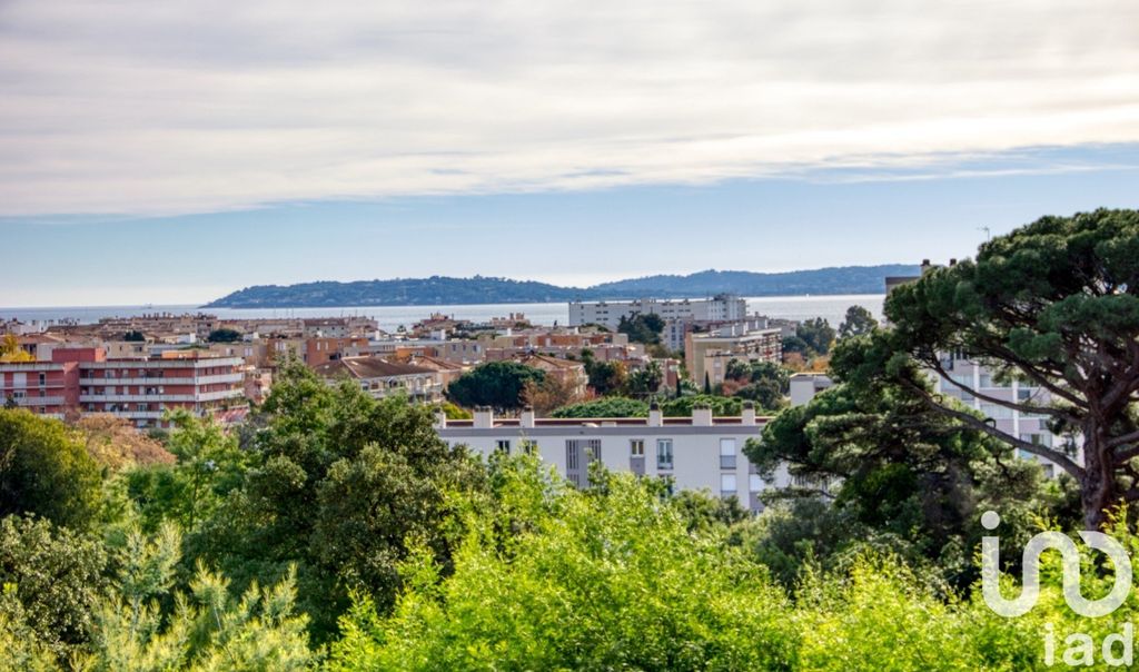 Achat appartement à vendre 2 pièces 48 m² - Sainte-Maxime