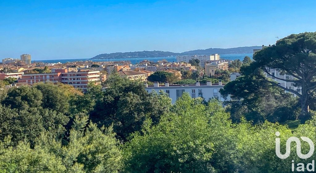 Achat appartement à vendre 2 pièces 48 m² - Sainte-Maxime