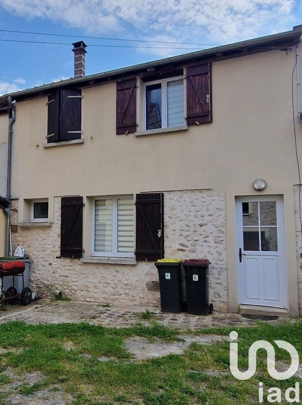 Achat maison à vendre 2 chambres 75 m² - Gastins