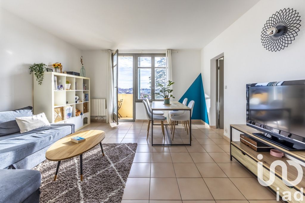 Achat appartement à vendre 4 pièces 70 m² - Saint-Vincent-de-Tyrosse