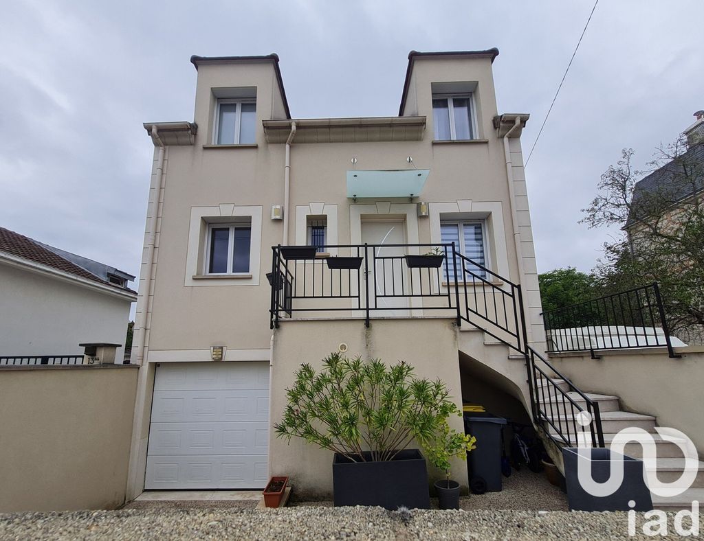 Achat maison à vendre 3 chambres 98 m² - Villeneuve-le-Roi