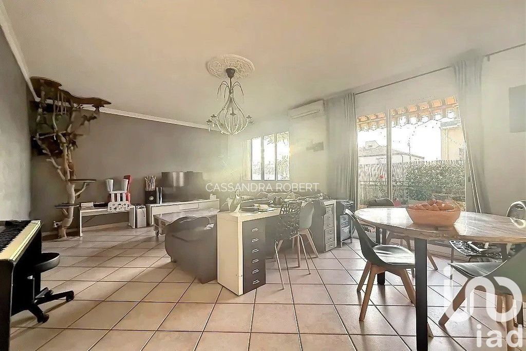 Achat appartement à vendre 3 pièces 90 m² - Toulon