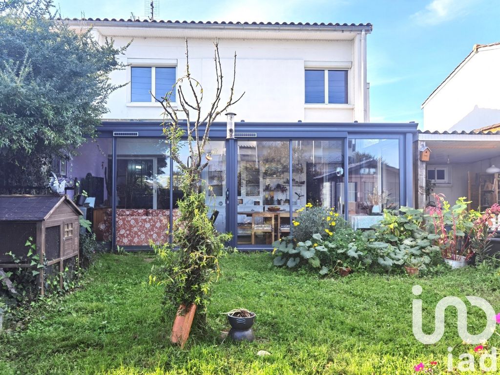 Achat maison à vendre 4 chambres 115 m² - Eysines