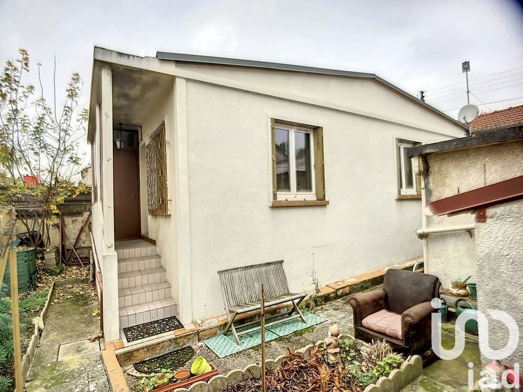 Achat maison à vendre 1 chambre 70 m² - Villeneuve-le-Roi