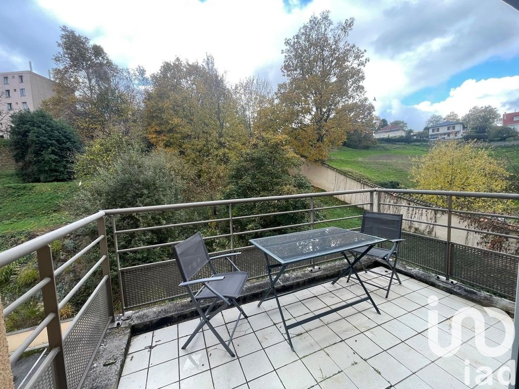 Achat appartement à vendre 2 pièces 43 m² - Saint-Symphorien-d'Ozon