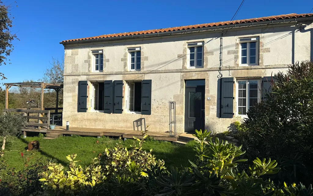 Achat maison à vendre 3 chambres 119 m² - Dompierre-sur-Charente