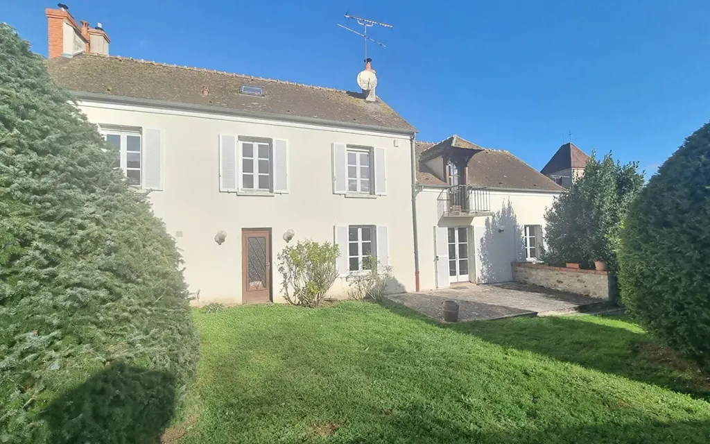 Achat maison à vendre 5 chambres 185 m² - Château-Thierry