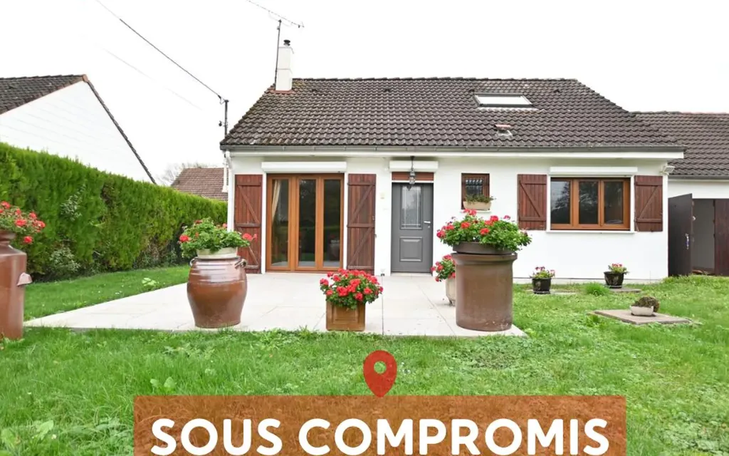 Achat maison à vendre 3 chambres 109 m² - Fontaine-sur-Somme