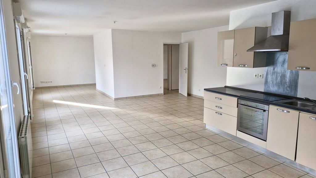 Achat appartement à vendre 4 pièces 97 m² - Chambéry