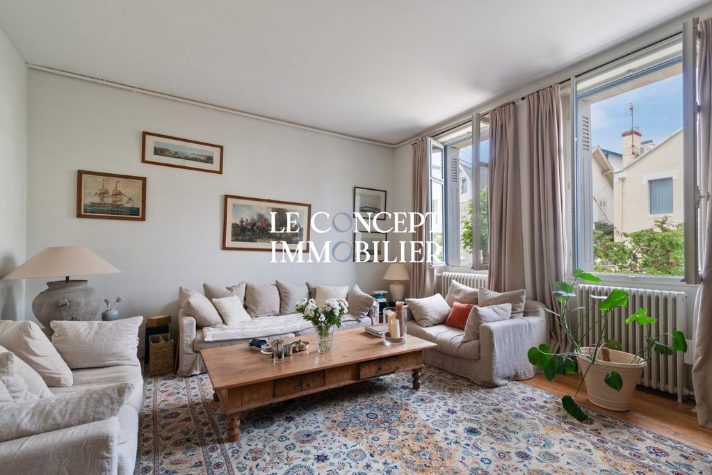 Achat appartement à vendre 5 pièces 123 m² - Biarritz