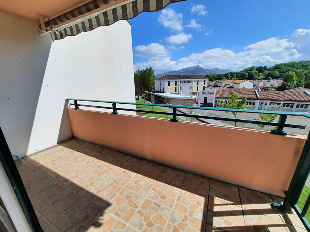 Achat appartement à vendre 4 pièces 94 m² - Saint-Jean-de-Luz