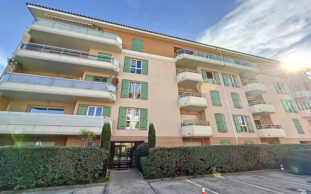 Achat appartement à vendre 2 pièces 36 m² - Antibes