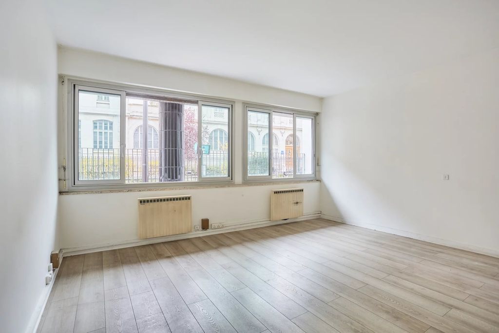 Achat appartement à vendre 3 pièces 77 m² - Paris 16ème arrondissement