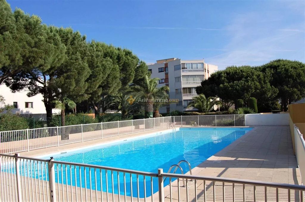 Achat appartement à vendre 3 pièces 62 m² - Fréjus