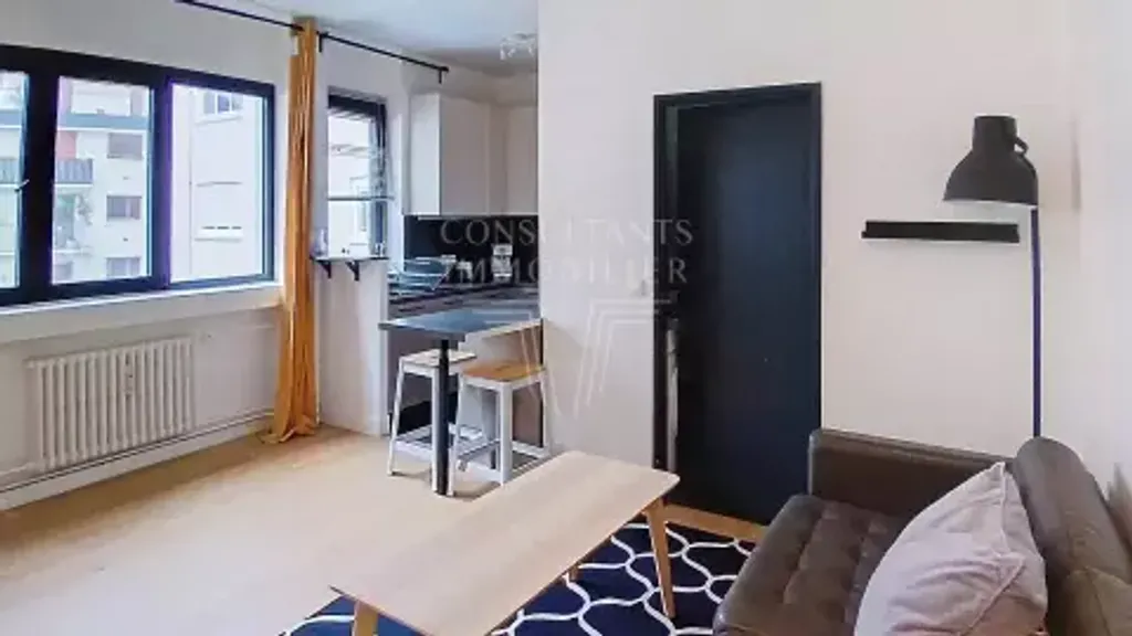 Achat studio à vendre 35 m² - Paris 16ème arrondissement