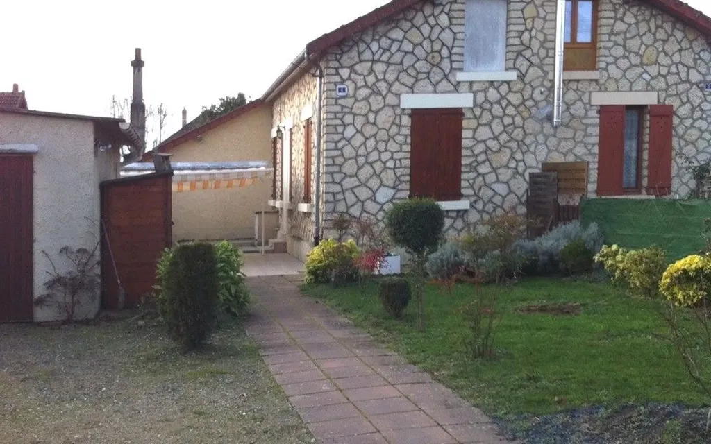 Achat maison à vendre 2 chambres 45 m² - Marseilles-lès-Aubigny