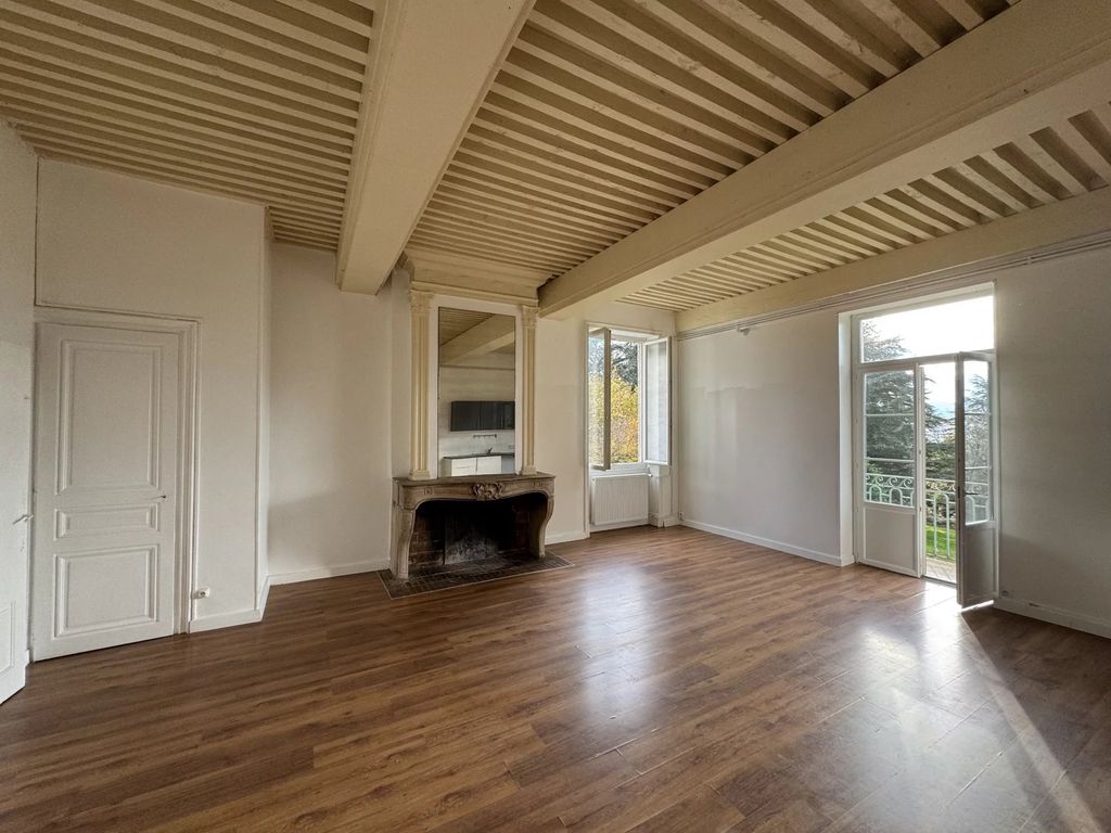 Achat appartement à vendre 5 pièces 109 m² - Pont-Évêque