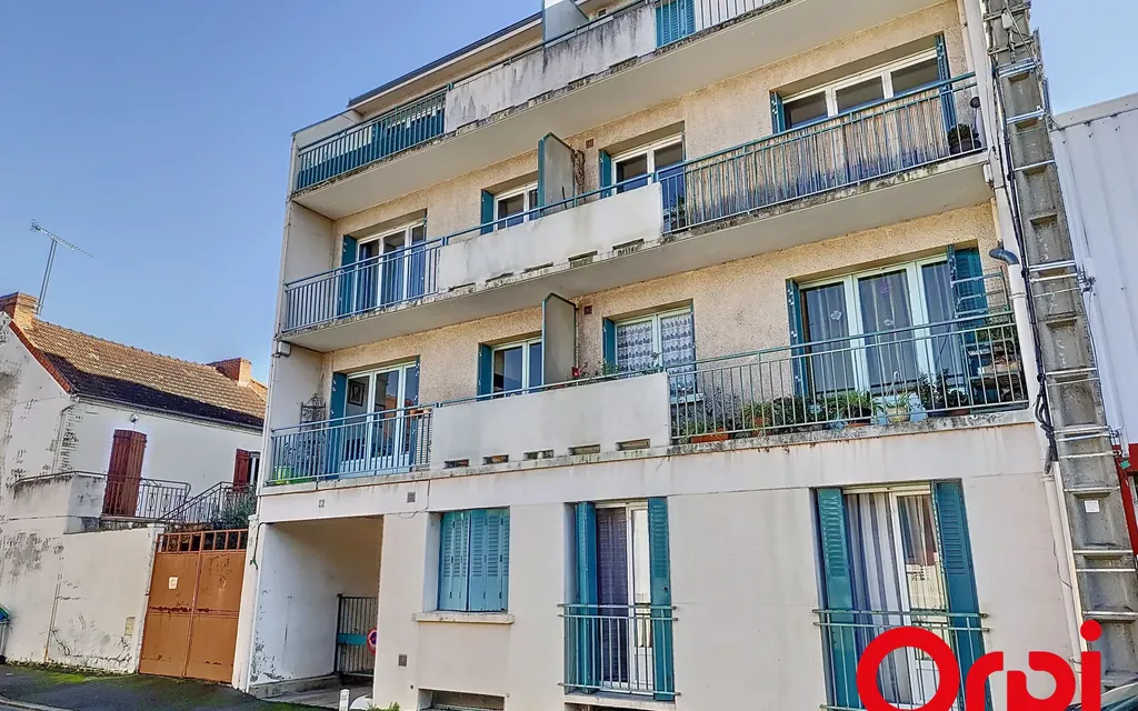 Achat appartement à vendre 2 pièces 49 m² - Montluçon