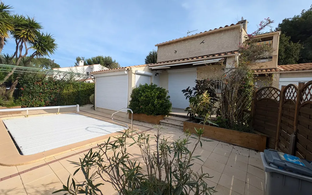 Achat maison à vendre 3 chambres 110 m² - Six-Fours-les-Plages