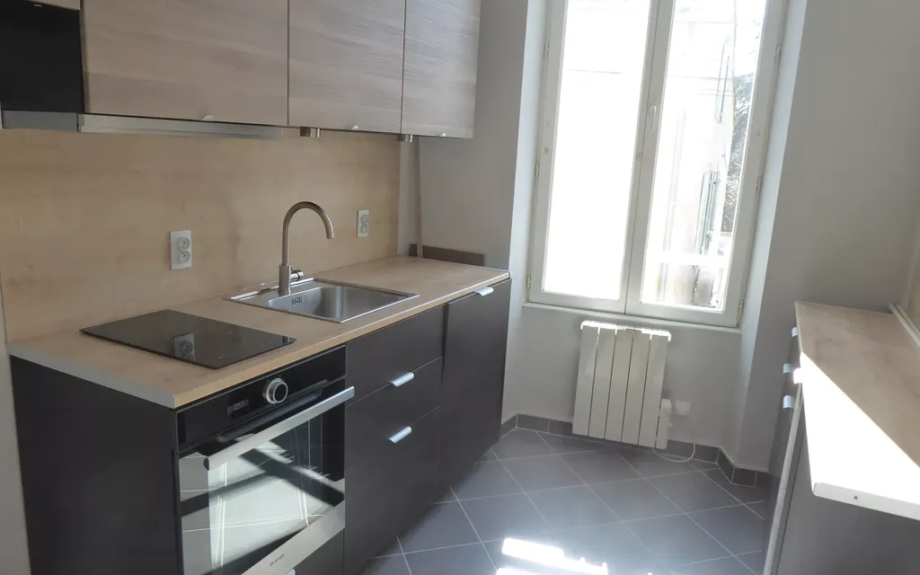 Achat appartement à vendre 2 pièces 42 m² - Volonne