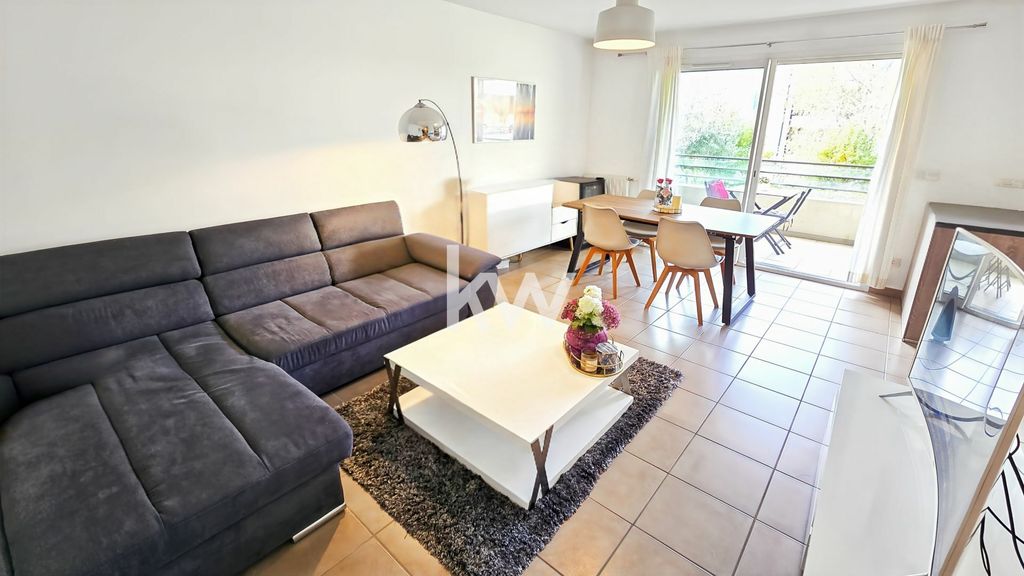 Achat appartement à vendre 3 pièces 70 m² - Ville-la-Grand