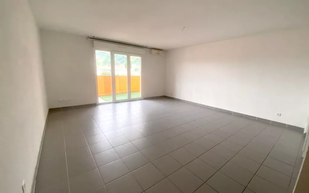 Achat appartement à vendre 3 pièces 69 m² - Le Beausset